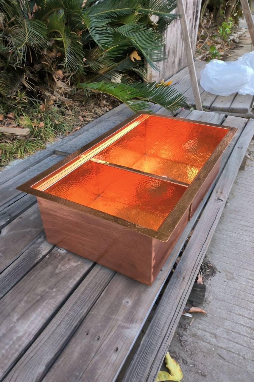 Handcrafted Hammered Copper Double Kitchen Sink – Farmhouse Style with Customizable Dimensions