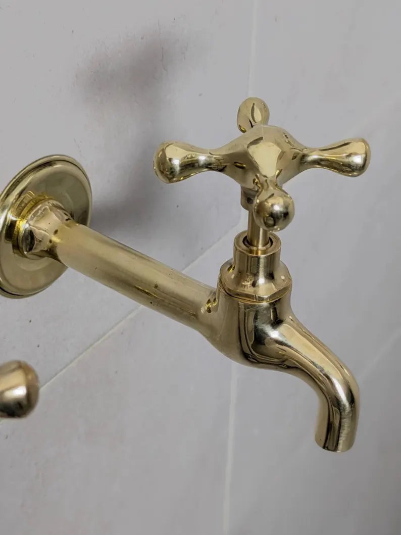 Unlacquered Brass Wall-Mounted Taps – Unlacquered Spigot Faucet for Indoor or Outdoor Use
