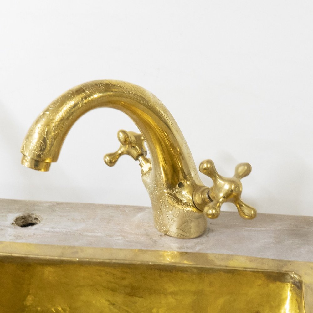AquaLuxe Vanity Faucet