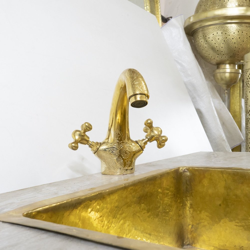 AquaLuxe Vanity Faucet