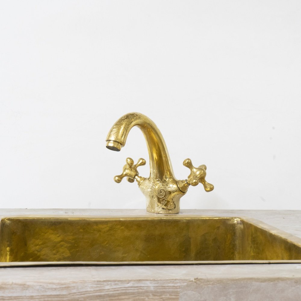 AquaLuxe Vanity Faucet